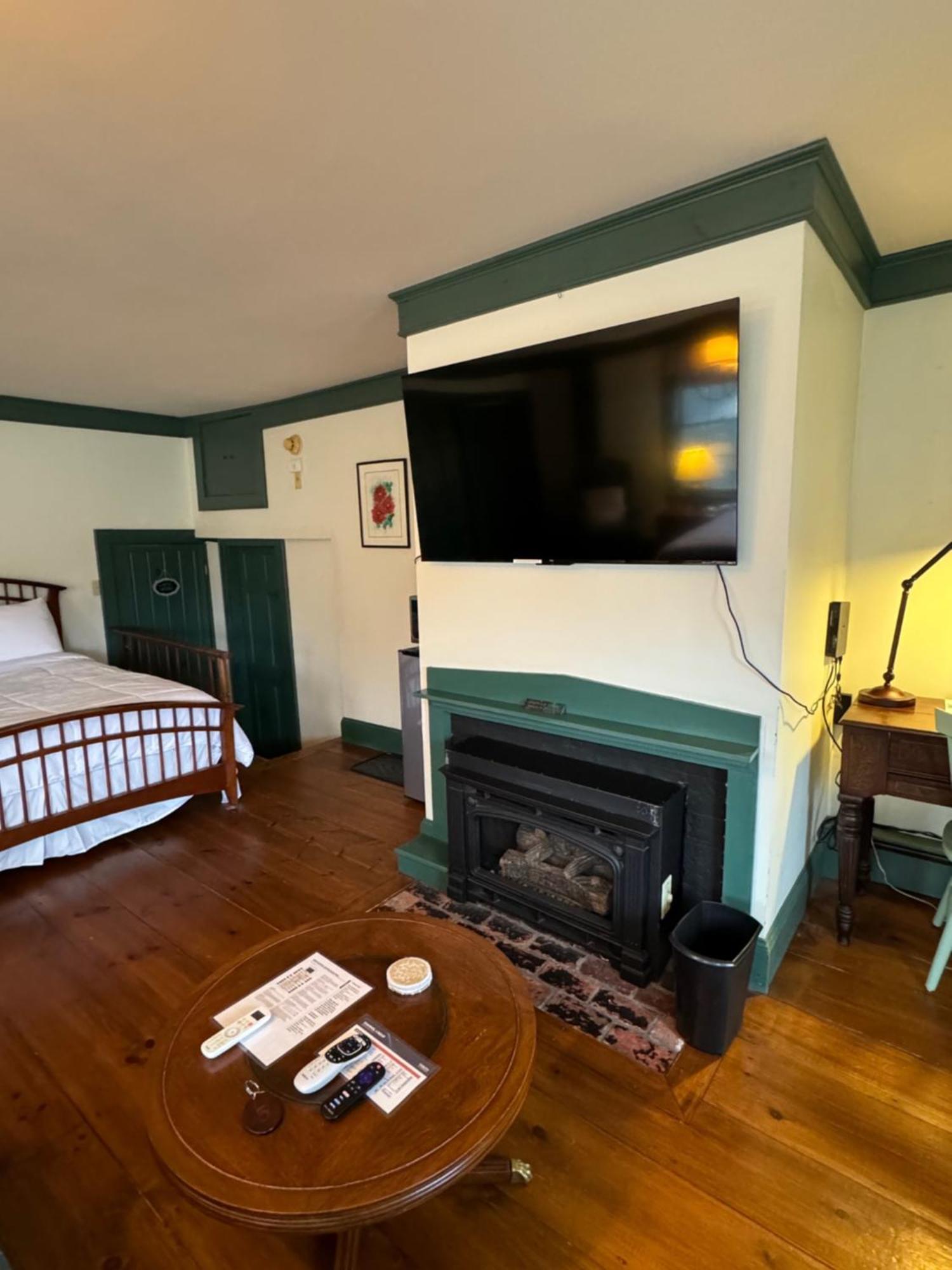 Chester Inn 外观 照片